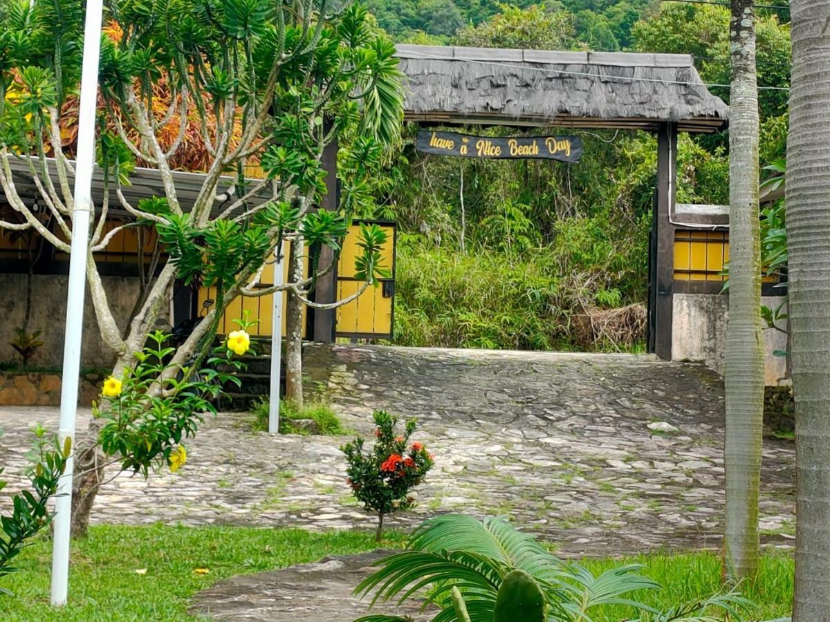 Hotel Casavelion Karimunjawa Exterior foto