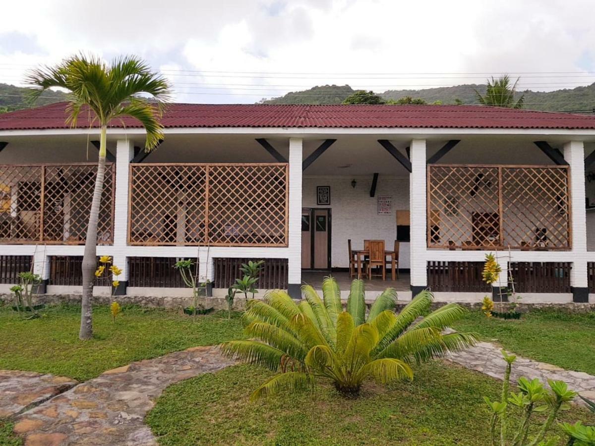 Hotel Casavelion Karimunjawa Exterior foto